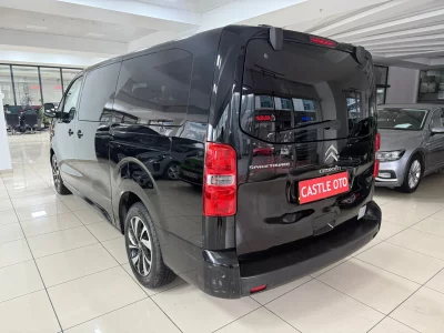 2023 CİTROEN JUMPY 2.0 BLUEHDI 8+1 OTOMBİL RHSAT CAM TAVAN 180BG