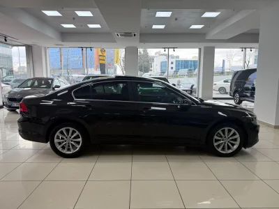 2019 VOLKSWAGEN PASSAT 1.6 TDI BUSİNESS 120 BG CAM TAVAN KATLANIR AYNA